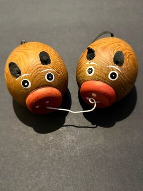 Vintage Solid Wood Kissing Pigs from Japan